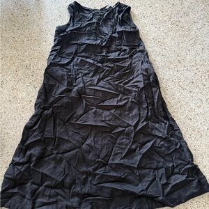 Uniqlo Black Maxi Dress *ALWAYS ACCEPTING OFFERS*